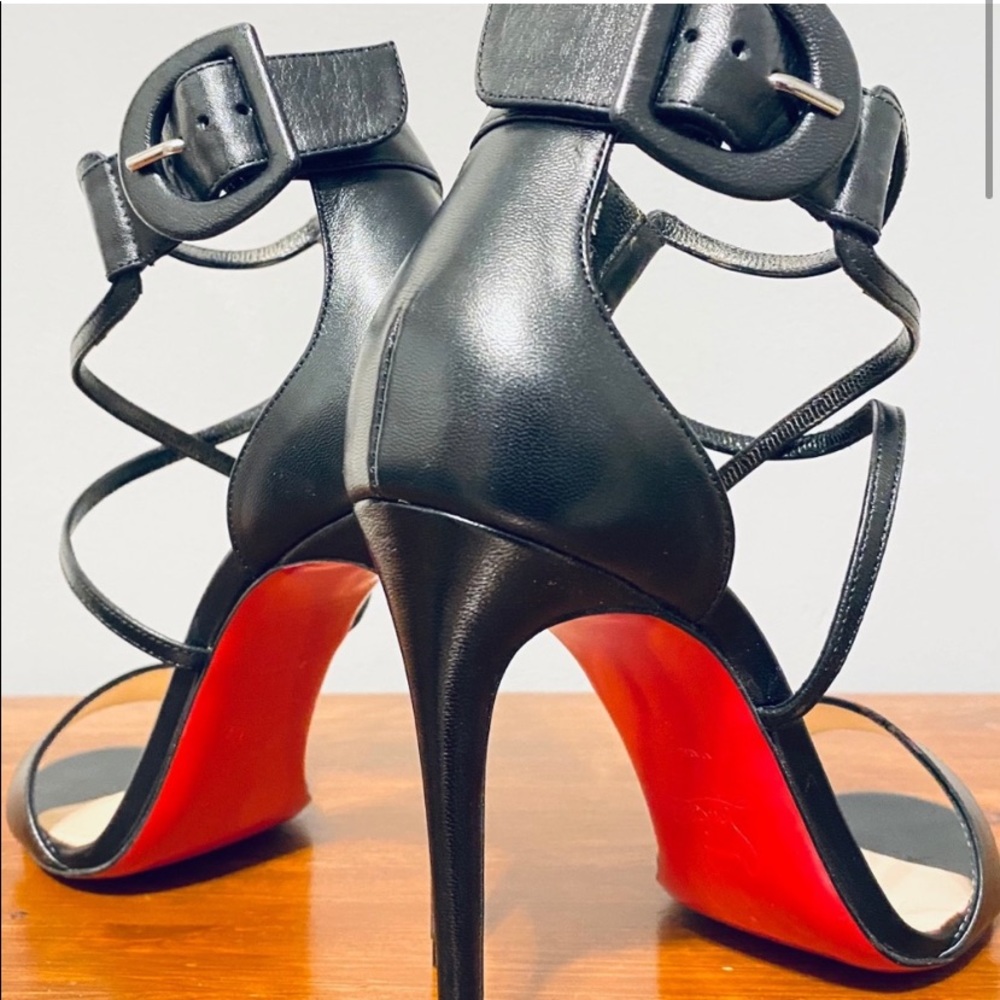Red Bottom Christian Louboutin Paris